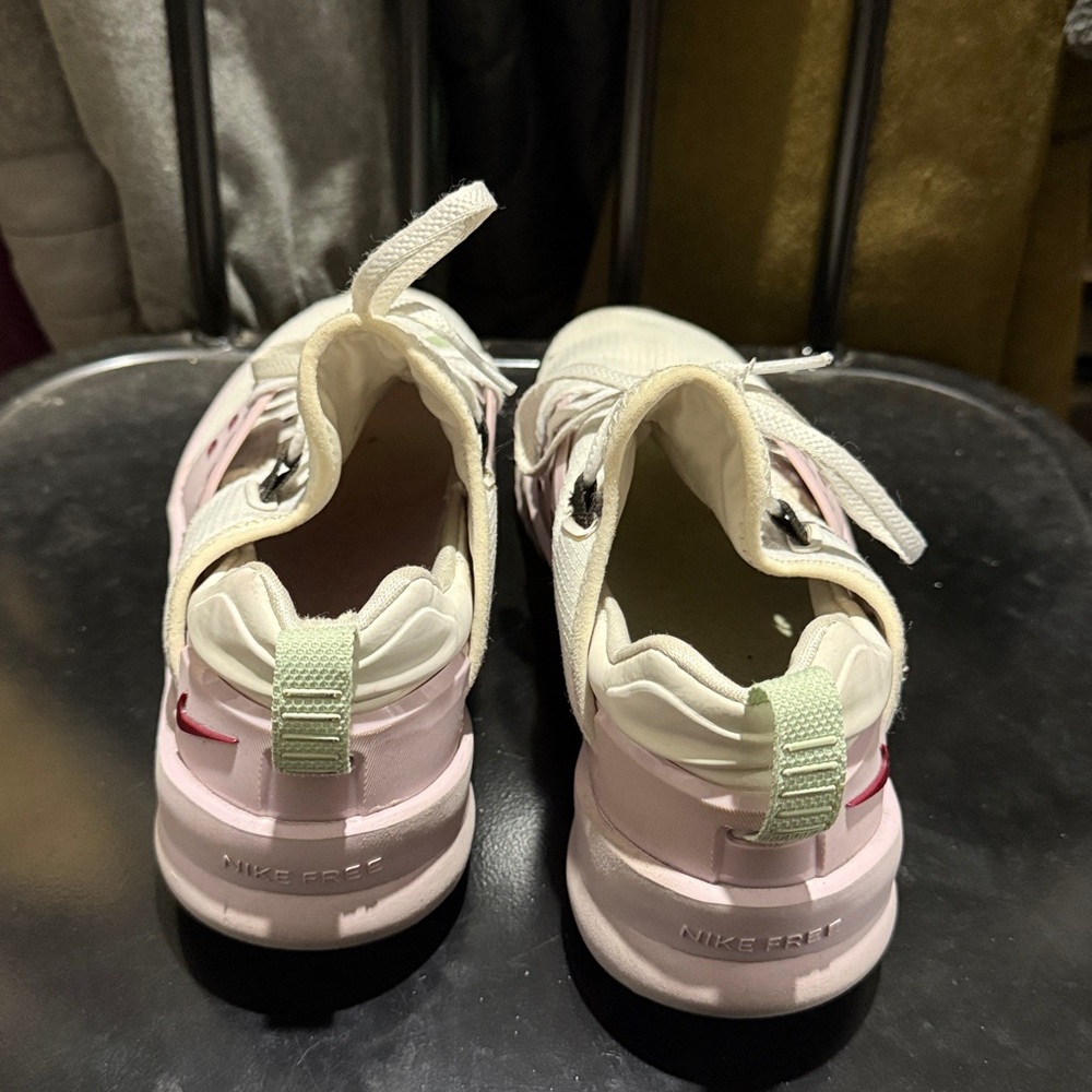 Nike Wmns Free Metcon 2 'White Iced Lilac' - Picture 5 of 7